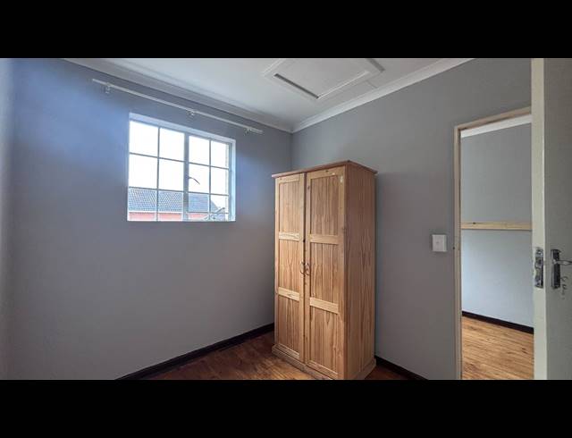 5 BEDROOM HOUSE TO LET IN STONEHENGE